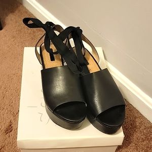 Black wedge Platform Sandal